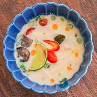 Tom Kha